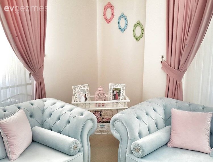 Zeynep hanımın mavi ve pembe uyumunda, tatlı evi.