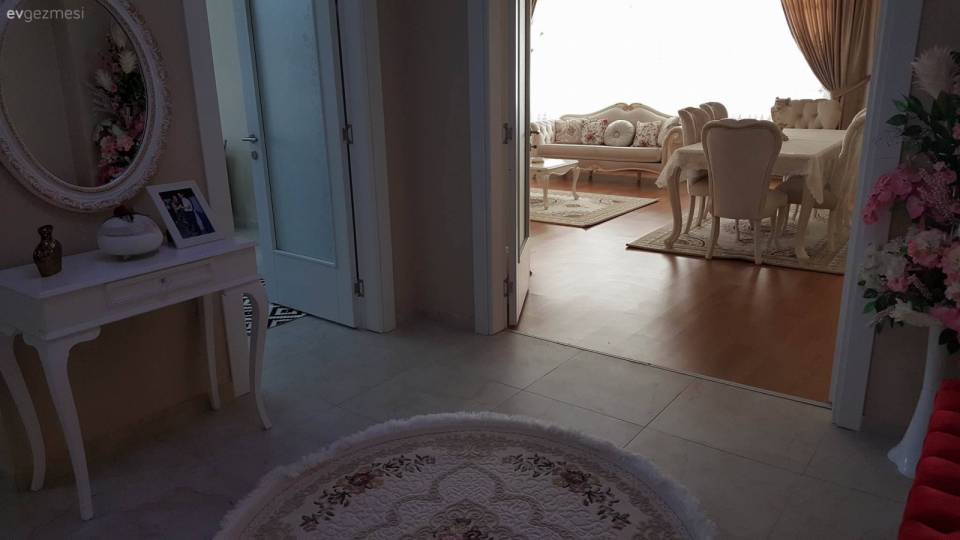 Farklı stiller, sıcak ve şık bir ev. Leyla hanımın evi.