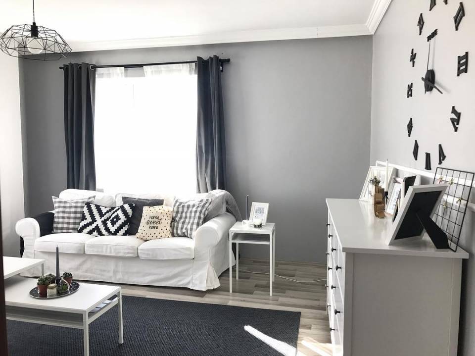 Modern stile kişisel dokunuşlar. Uyumlu ve keyifli bir ev..