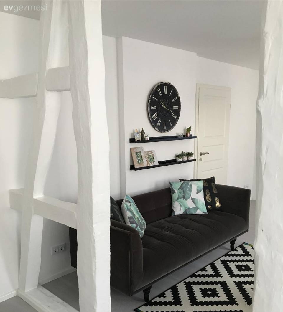 Modern stile rustik esintiler. Stil sahibi ve özgün bir ev.