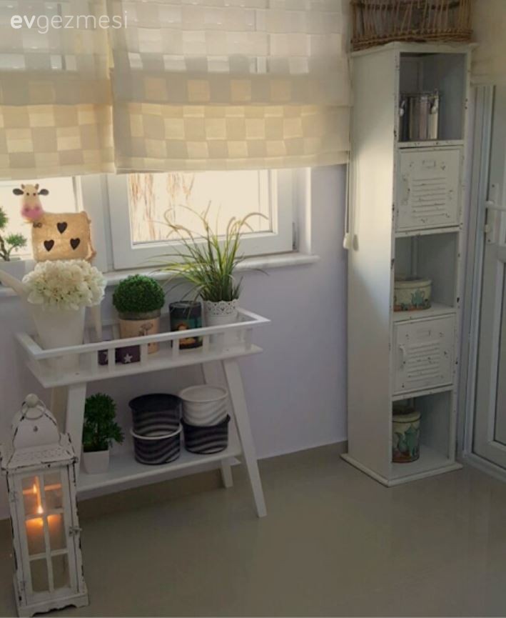 Filiz hanımın yenilenerek kullanışlı ve modern hale gelen mutfağı..