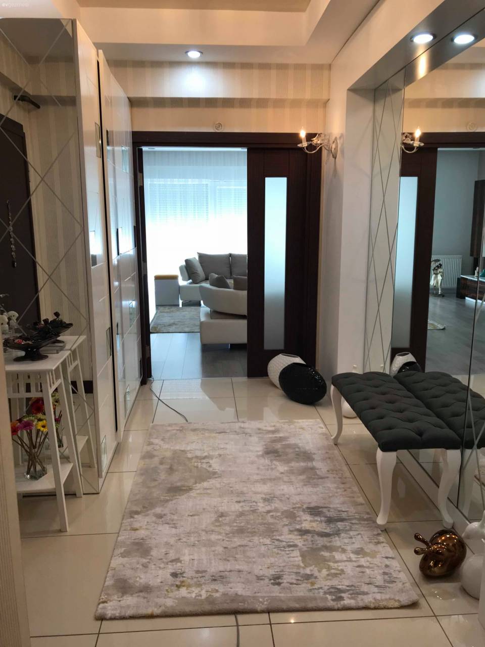 Çağdaş stil dekorasyonda uygulayabileceğiniz 7 yöntem