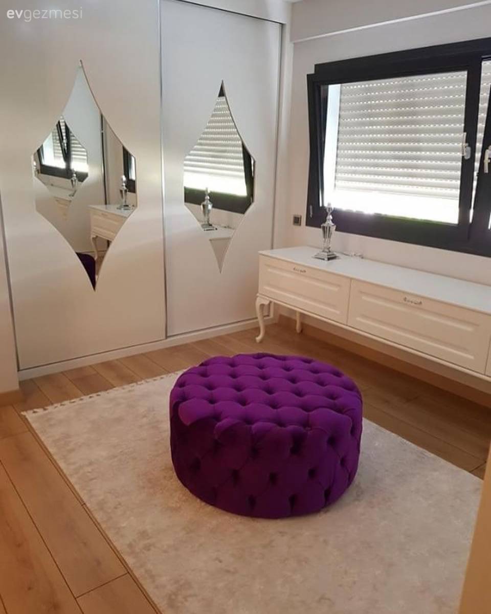 Bu Evin Zamansız Stili Geometrik Çizgilerle Modern Bir Yüz Kazanıyor