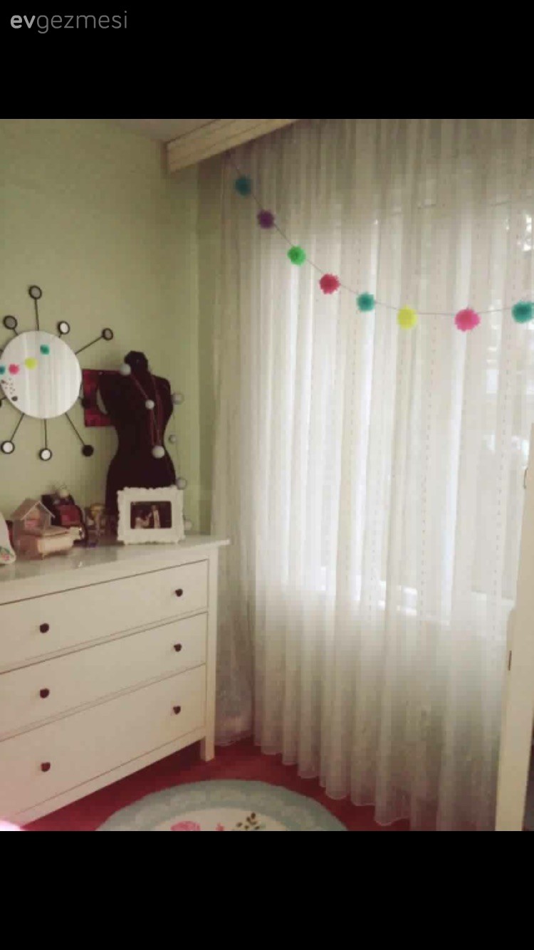 Aslı hanımın eklektik esintili kişiselleştirilmiş salonu..