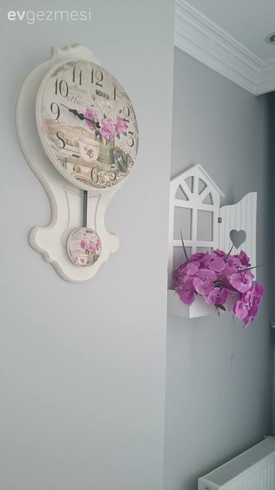 Betül hanımın mavi ve beyaz hakimiyetinde zarif ve dingin, harika evi.