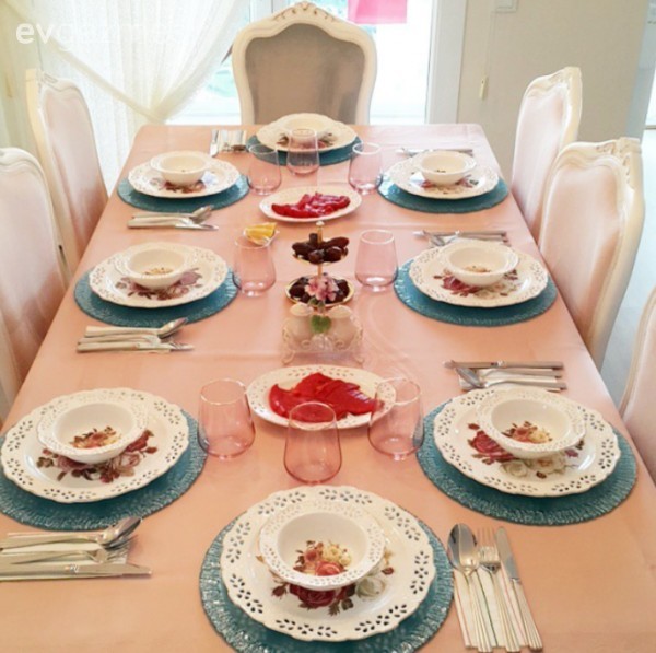 Beyhan hanımın pastel pembe, mavi ve yeşillerle country stil evi.
