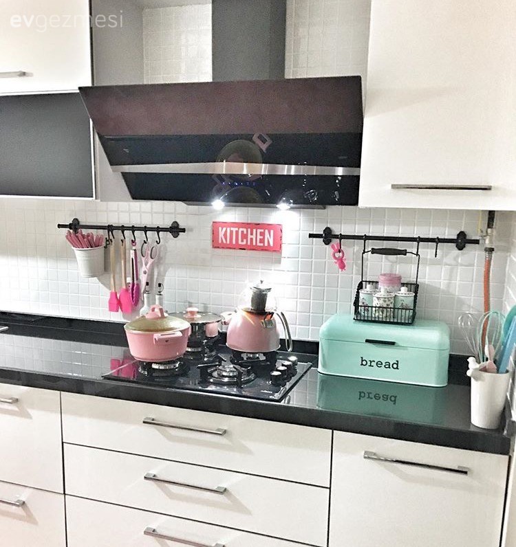 Sıcak renkler, zarif desenler: Fatma Nur hanımın tatlı evi..