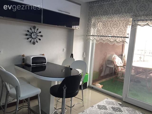 Elif hanımın her odası farklı stilde, göz alıcı evi..