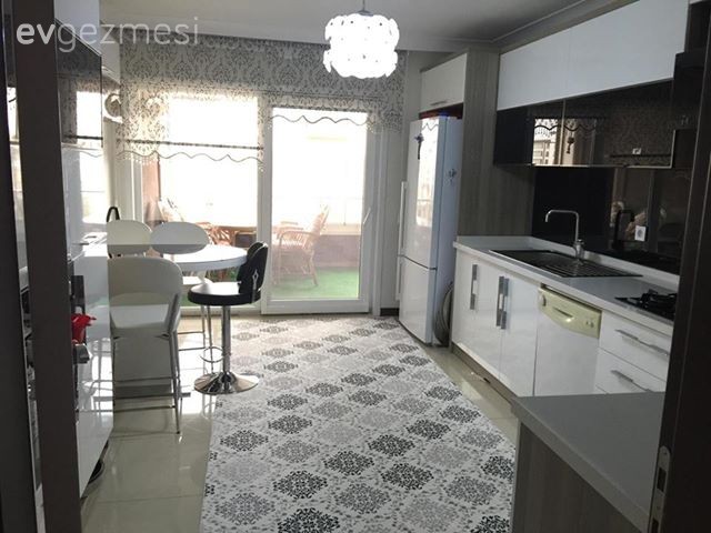 Elif hanımın her odası farklı stilde, göz alıcı evi..