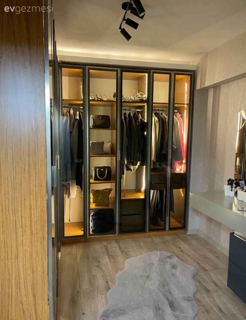 Bu Ankara Evinde Klasik Stil Modern Detaylarla Karıştırılmış!
