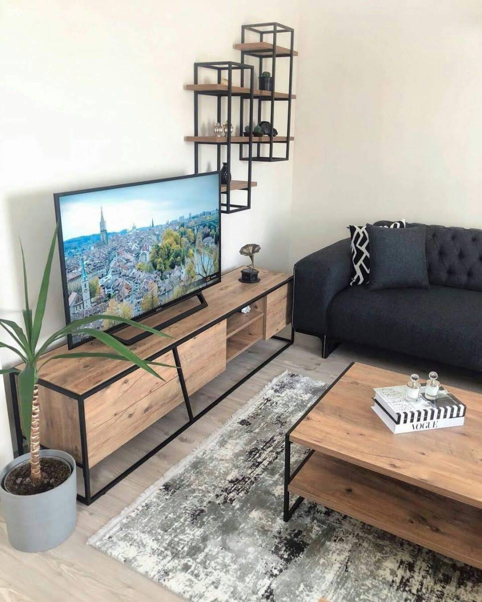 Ne Az, Ne Fazla: Minimalist Ruhlu Bu Evde Her Şey Tam Kararında