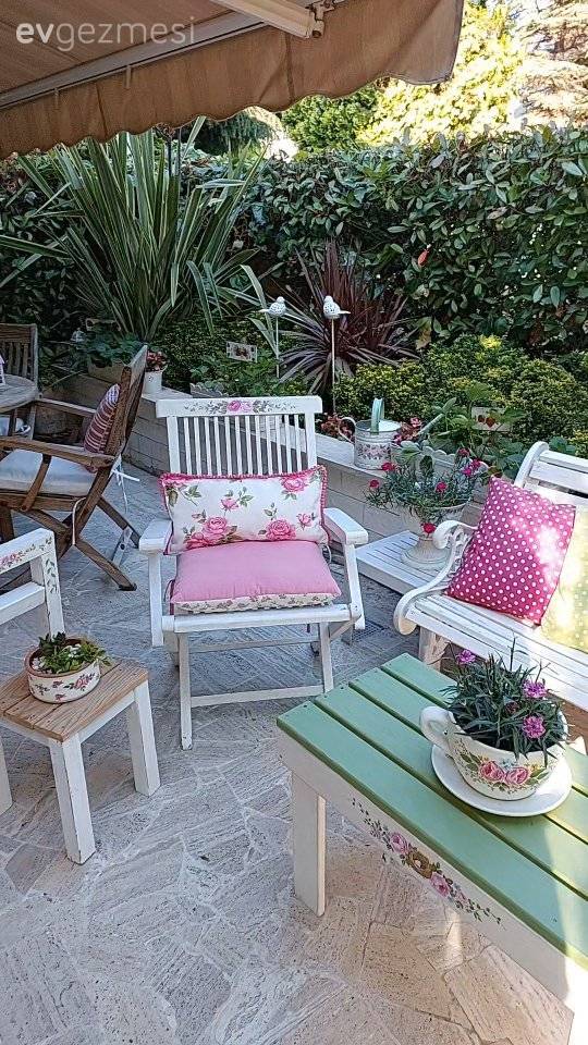 Ortancaların Ana Yurdu Gibi Duran Bu Bahçede Neşe Eksik Olmuyor!