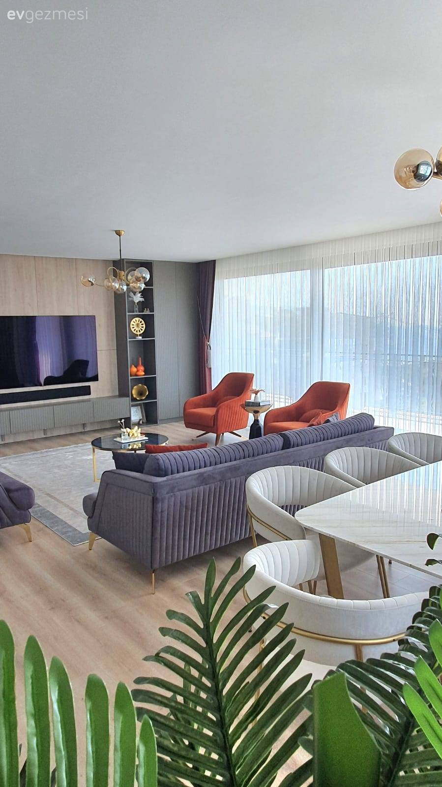 Bu Antalya Evinde Modern Stil Canlı Vurgularla Albeni Kazanmış