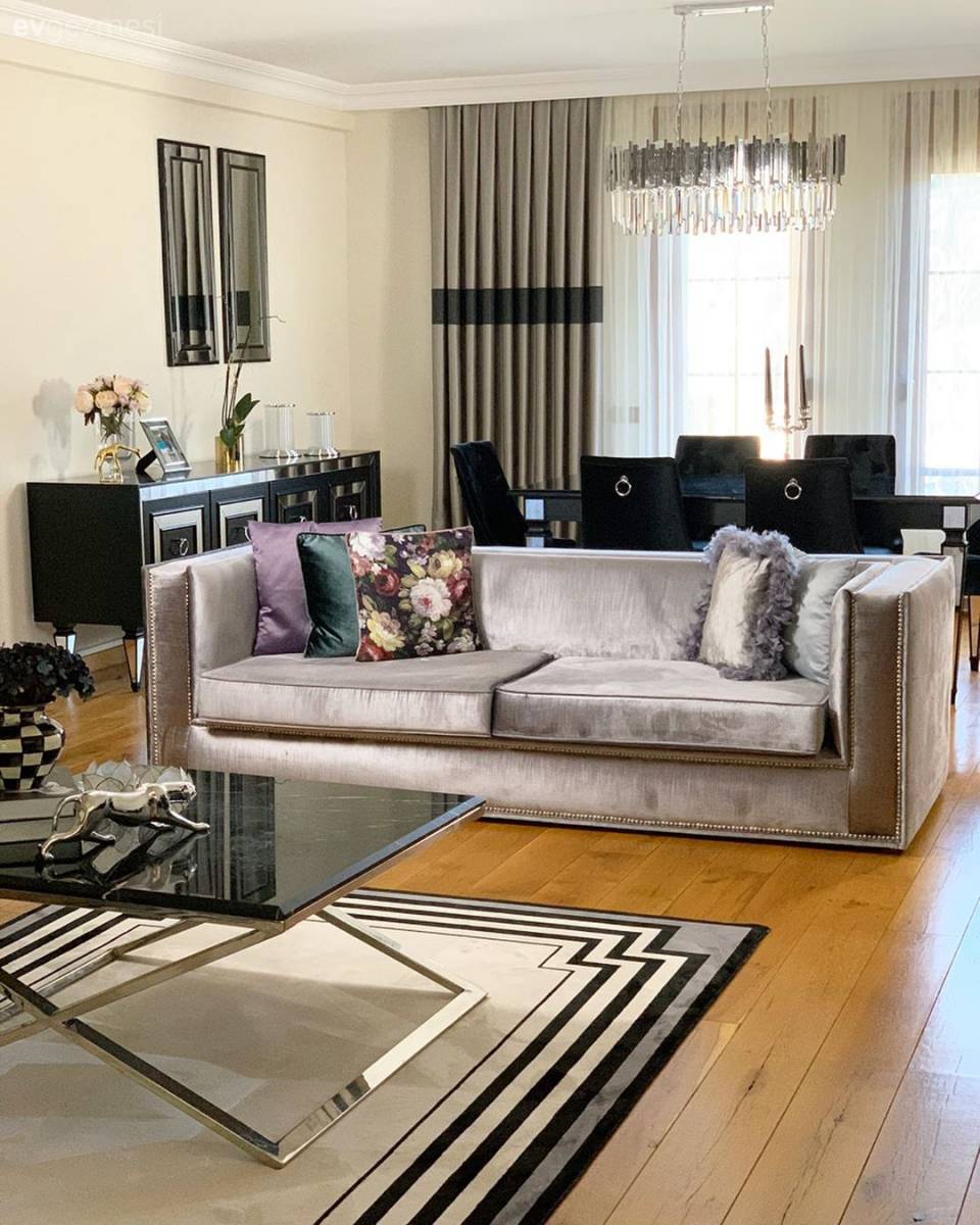 Müstakil Evdeki Huzurlu Yaşam Evin Dekorasyonuna Da Yansımış!