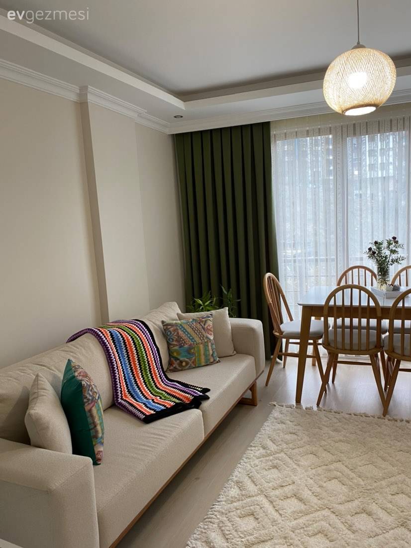 Bu İstanbul Evi Lüksten Uzak Sıcaklığa Yakın