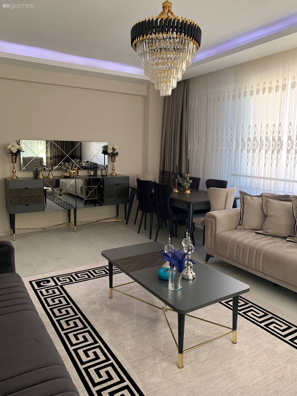 Ürgüp'teki Bu Evin Mutfağında Dolapların Önemi Büyük!