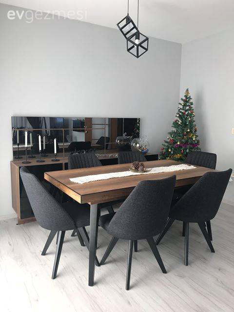 Bu İstanbul Evinde Modern Stile Yeşilin İddialı Tonu Eşlik Etmiş!