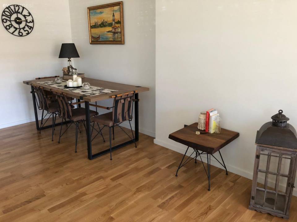Bu Koca Salonda Her Köşe Farklı Bir Yaşam Stilini Simgeliyor!