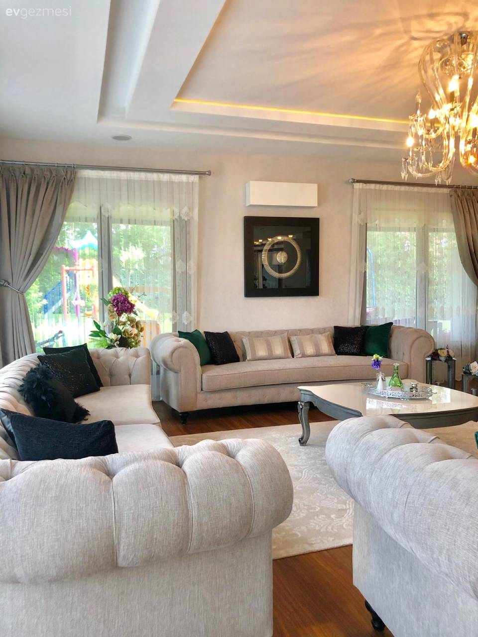 Klasik Şıklığın Asil Tasarımlarla Buluştuğu Dubleks Bir Daire-II