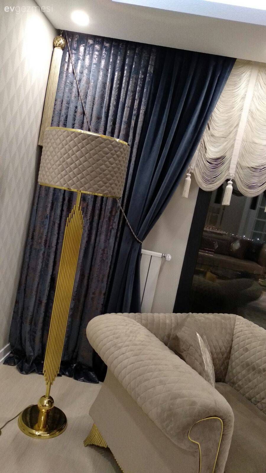 Bu Samsun Evinin Bir Tarafı İhtişam Diyor Diğeri de Nostalji