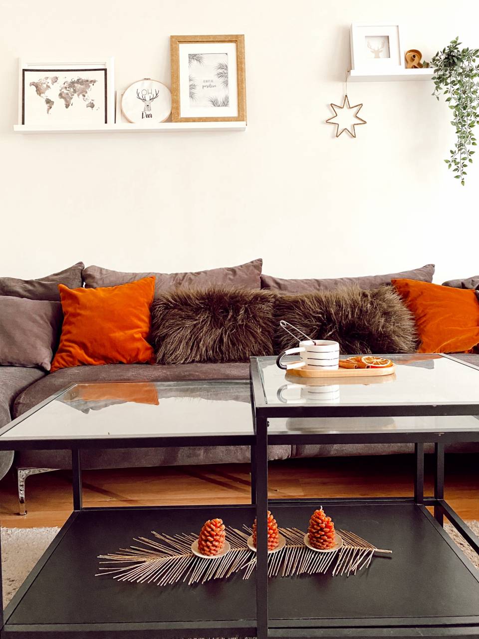 Bu İstanbul Evinde Sıcaklık Kaynağı Birçok Obje Var!