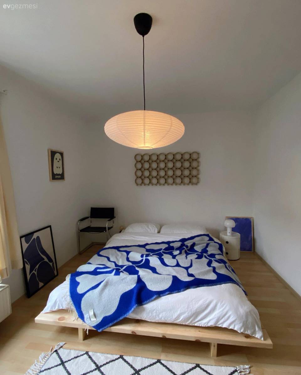 Japandi Stilin Hakim Olduğu Bu Evde Maviler Göz Bebeği!