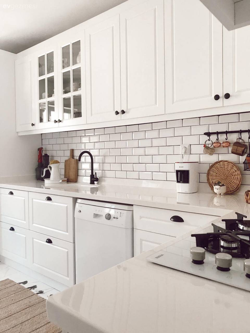 Bu Sıcacık Evde Beyaz Aşkı Had Safhada!