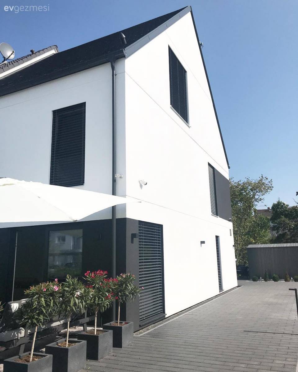 Bu Müstakil Ev Modern Tasarımları Sevenlere İyi Bir Örnek