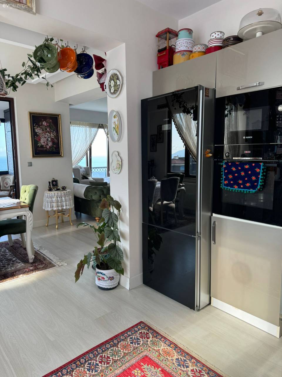 Halıdan Perdeye Her Detayıyla Geçmişe Yolculuk Yapan Bir Trabzon Evi!