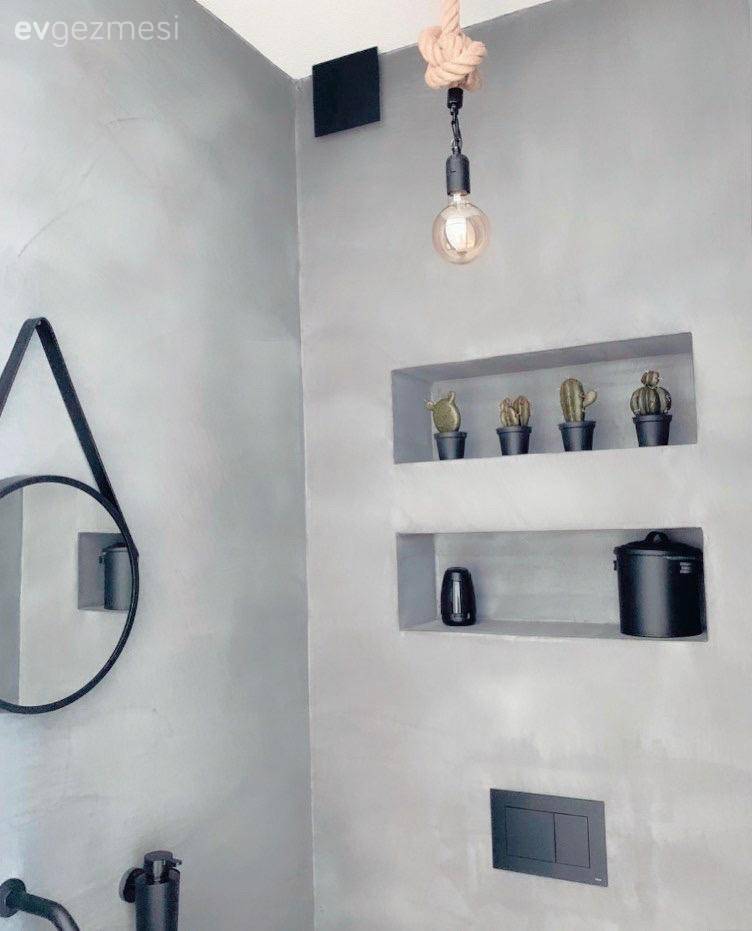 Öncesi& Sonrası: Sıva Görünümü ve Meşe Ağacıyla Güzelleşen Bir Banyo