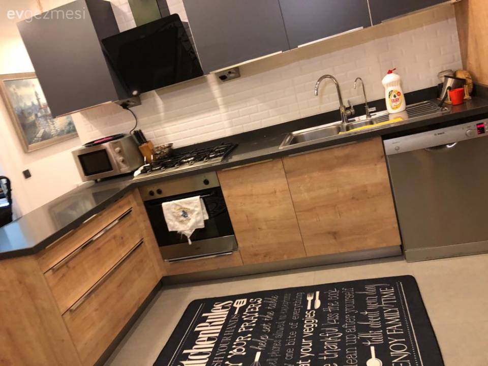 Ev Gezmesi: Modern Stile Kucak Açmış Bir Adana Evi