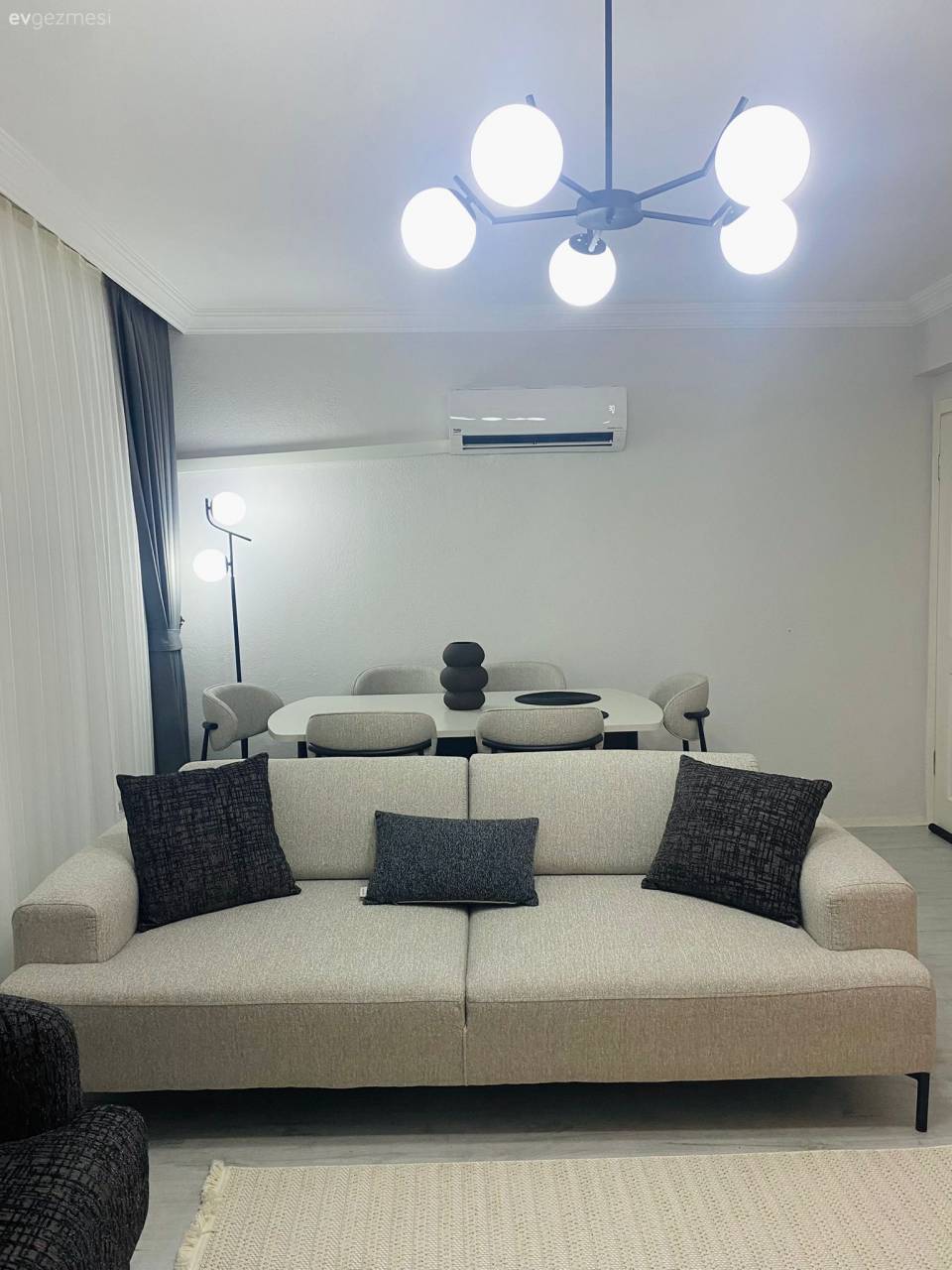 Bu Fethiye Evinin Referansı Modern Stil ve Gri Renk