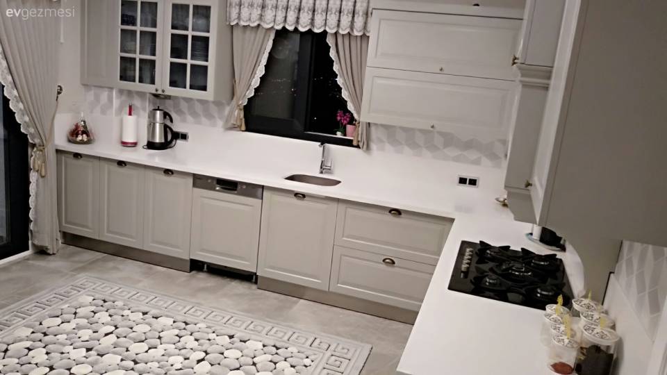 Bu Samsun Evinin Bir Tarafı İhtişam Diyor Diğeri de Nostalji