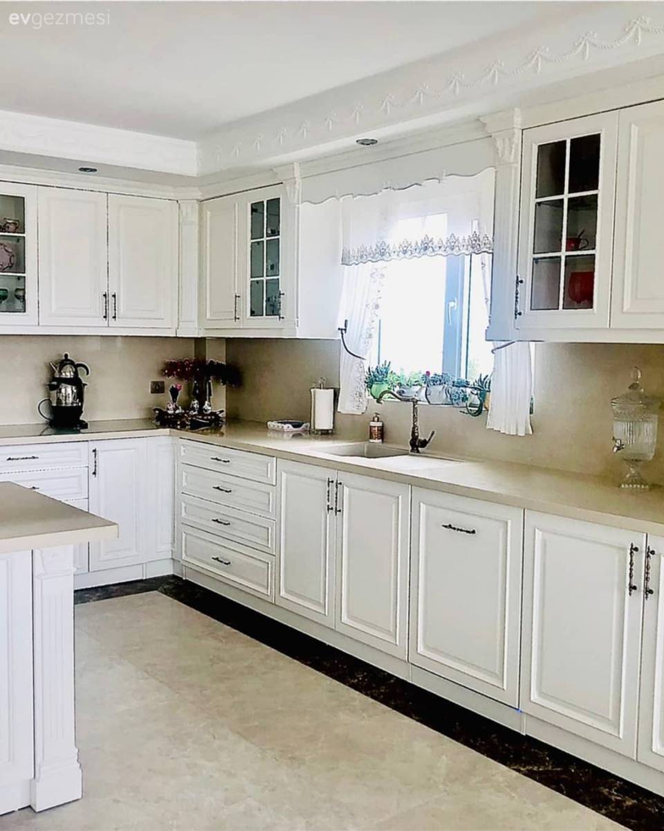 Samsun'dan Üç Katlı Lüks Villa: Hem İhtişamlı Hem Romantik