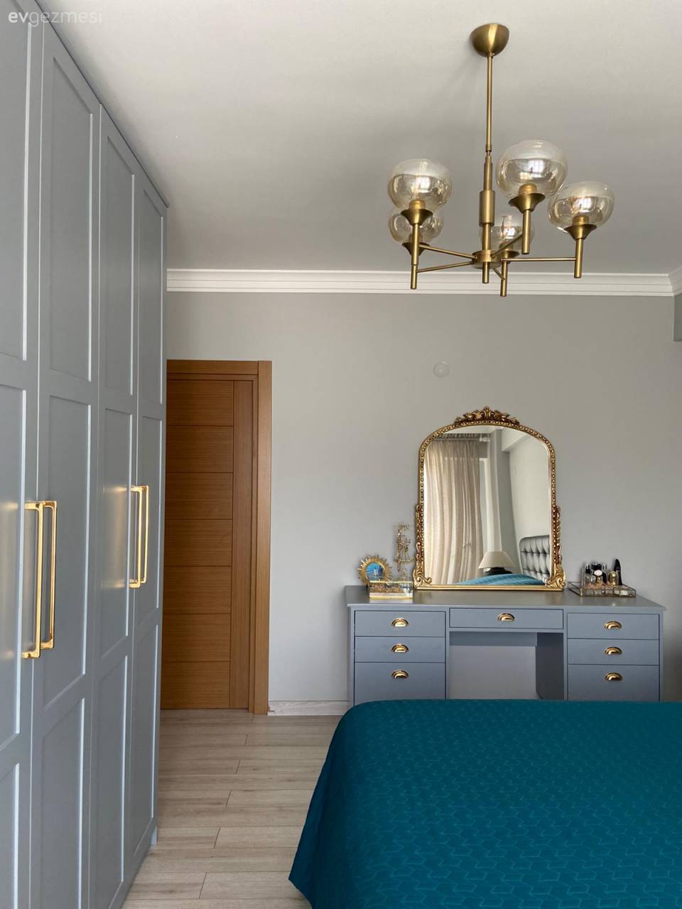 Rize'deki Bu Keyifli Evin Bir Yanı Deniz Diğer Yanı Dere!