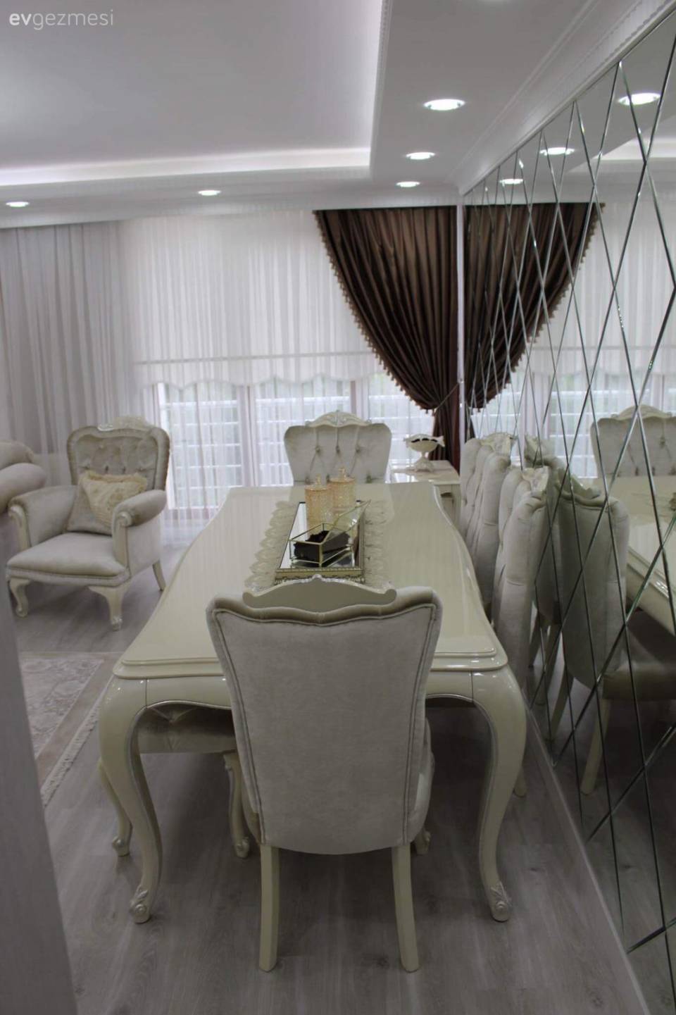 Ferahlığın Her Alana Yayıldığı Bir İstanbul Evi