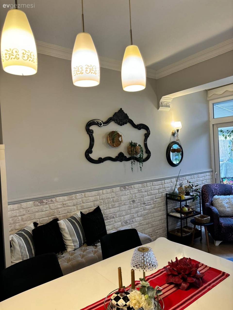 Apartmana Bağlı Bu Antalya Terasında Bali Esintileri Hakim