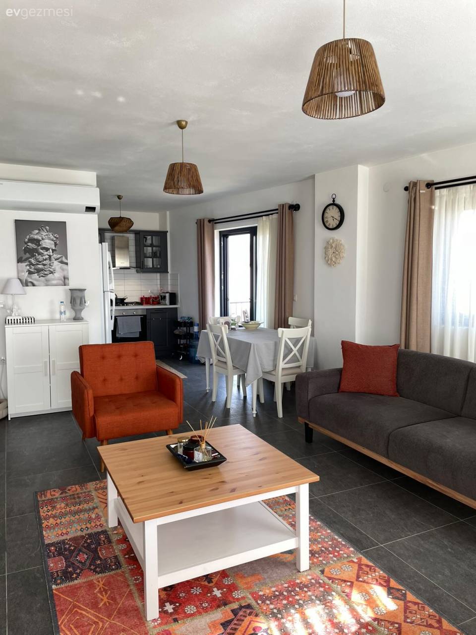 Bu Datça Evi Dışarıdaki Enerjiyi Olduğu Gibi İçine Çekmiş