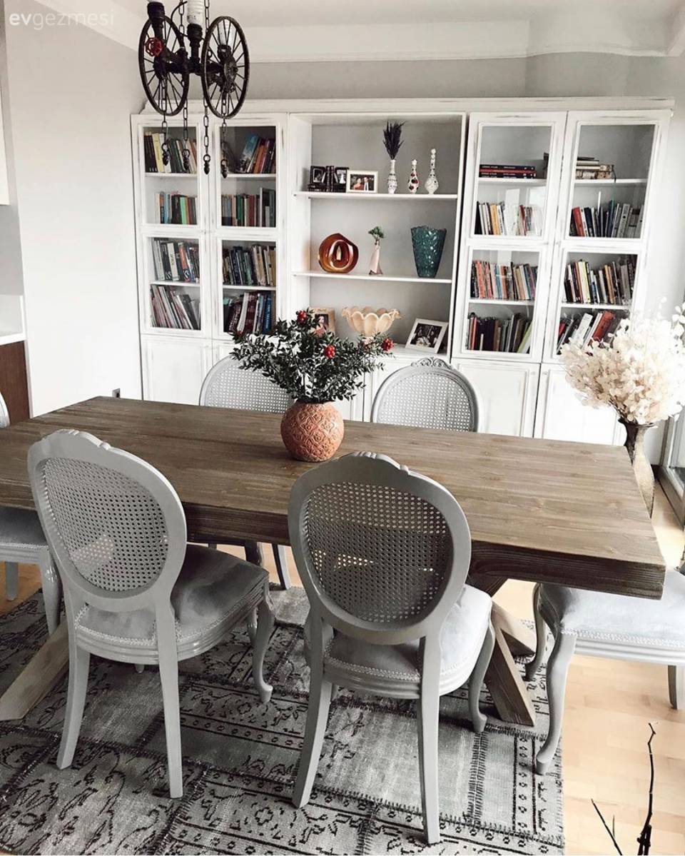 Zıt Kutupları Ortak Noktada Buluşturan Bir Mimar Evi