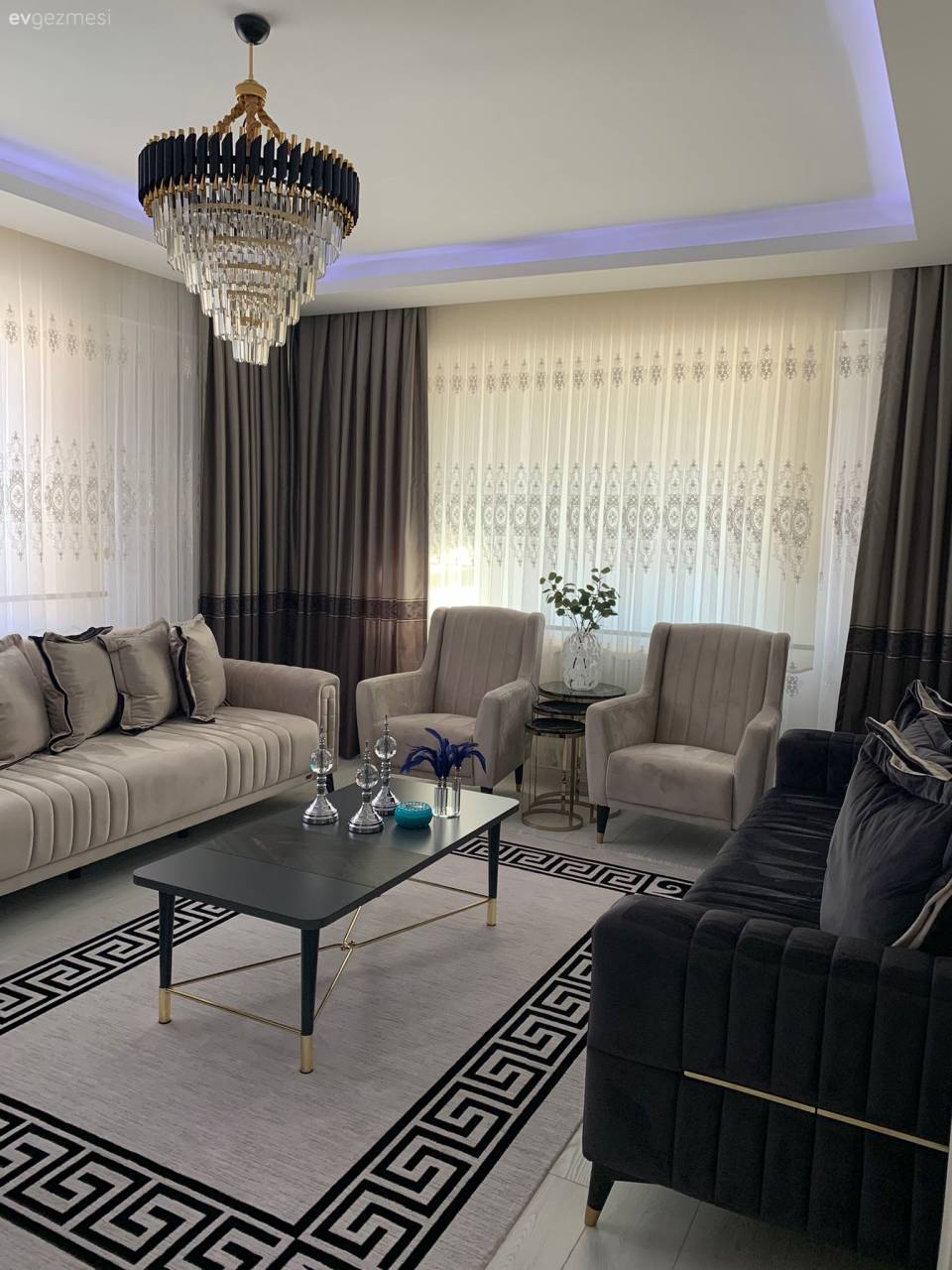 Ürgüp'teki Bu Evin Mutfağında Dolapların Önemi Büyük!