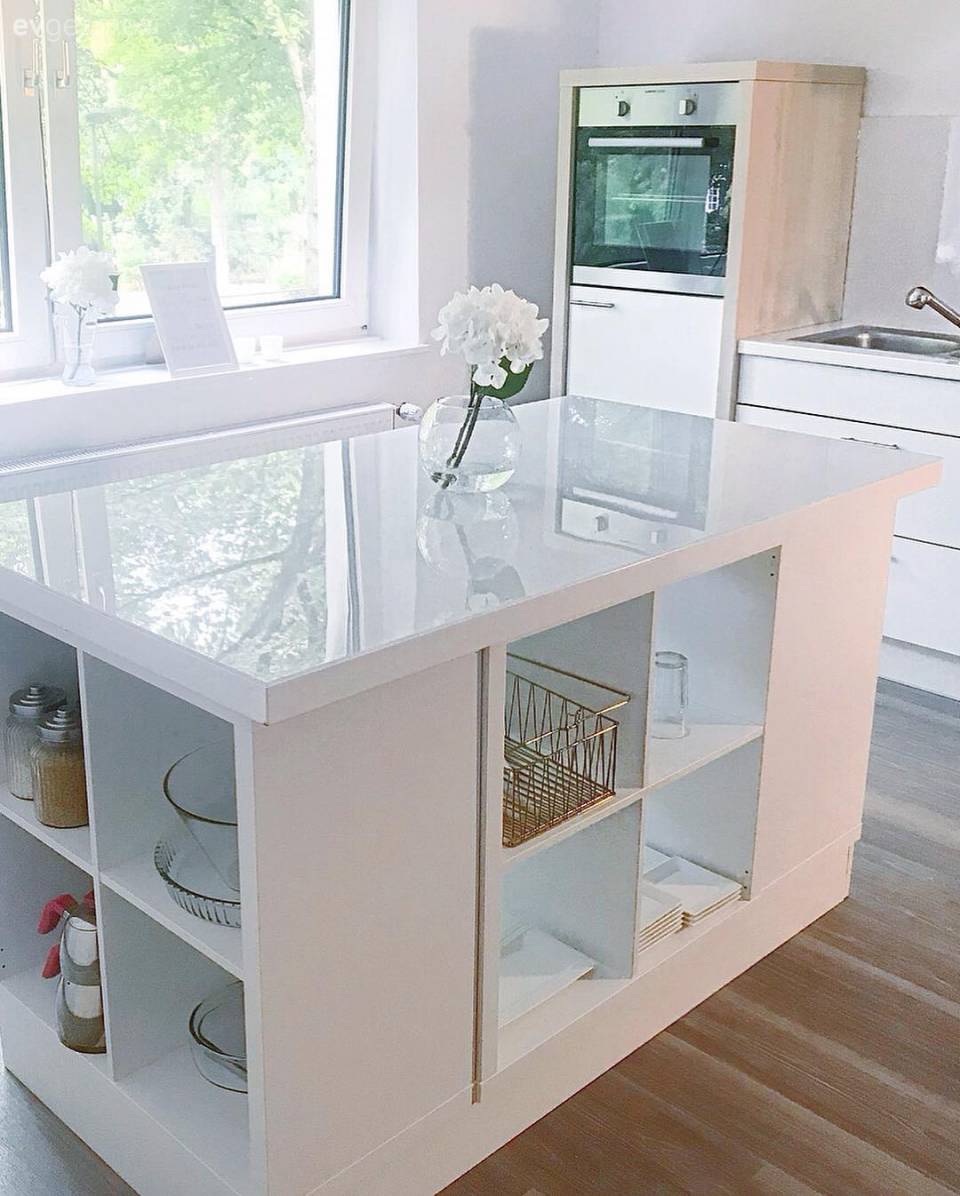 Ev Gezmesi: İskandinav Stile Feminen Dokunuşlar Katan Bir Dekor