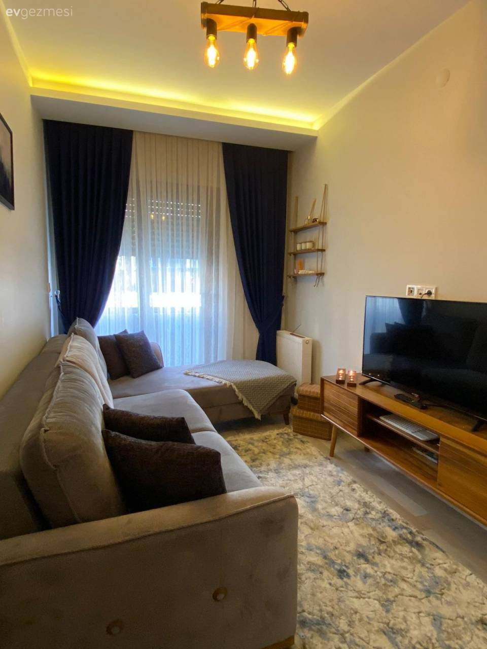 Bu İzmir Evinde Konfor ve Uyum Her Odada Hakim!