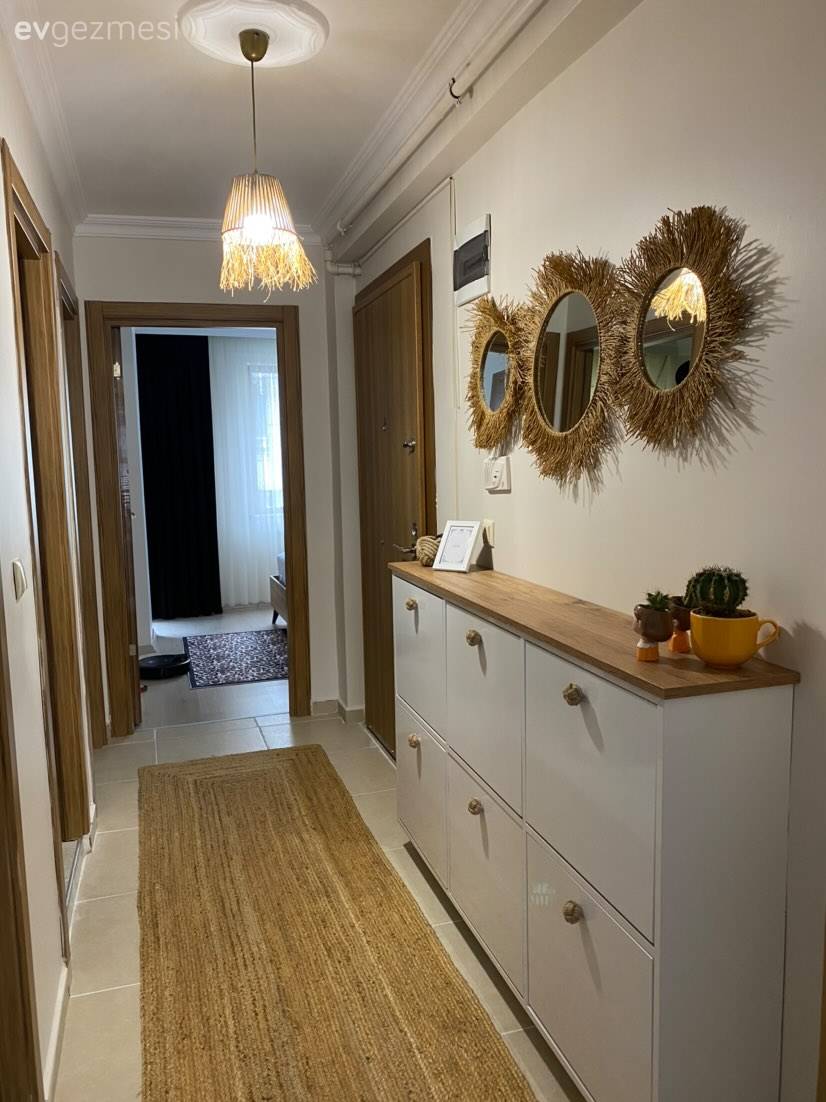 Bu İstanbul Evi Lüksten Uzak Sıcaklığa Yakın