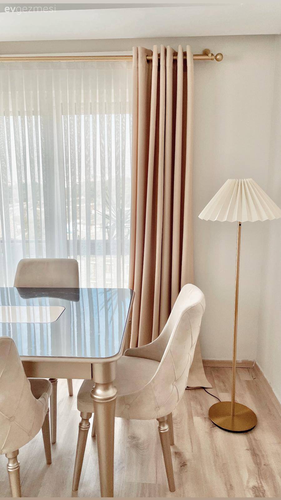 Modern Ruhlu Bu Evde Açık Renkler Birbirinden Kopmamış