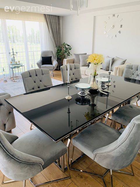 Ev Gezmesi: Sadeliği İçine Çok Sindirmiş Bir Salon