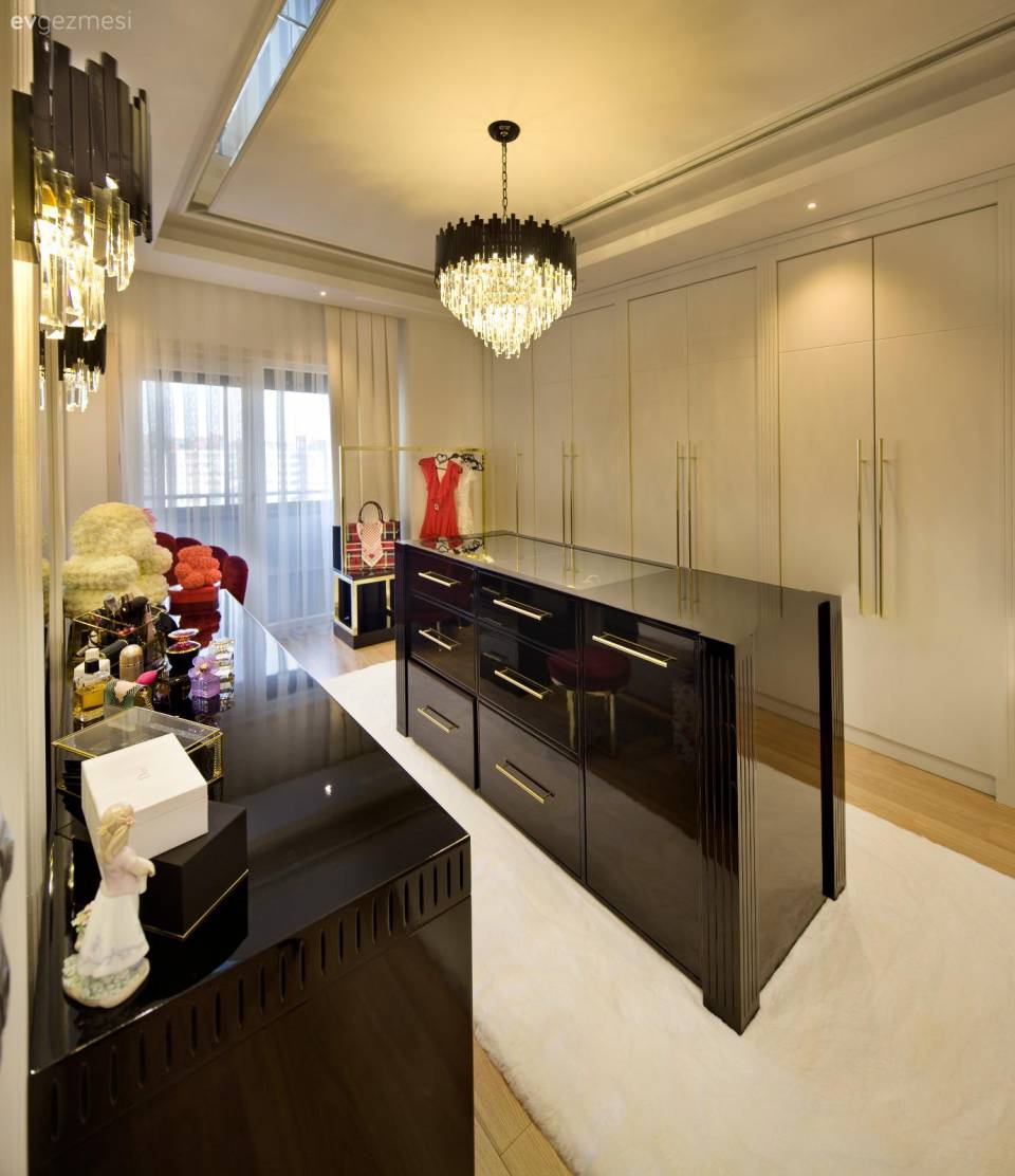 Giyinme Odalarına En Çok Yakışan Aydınlatma Modelleri