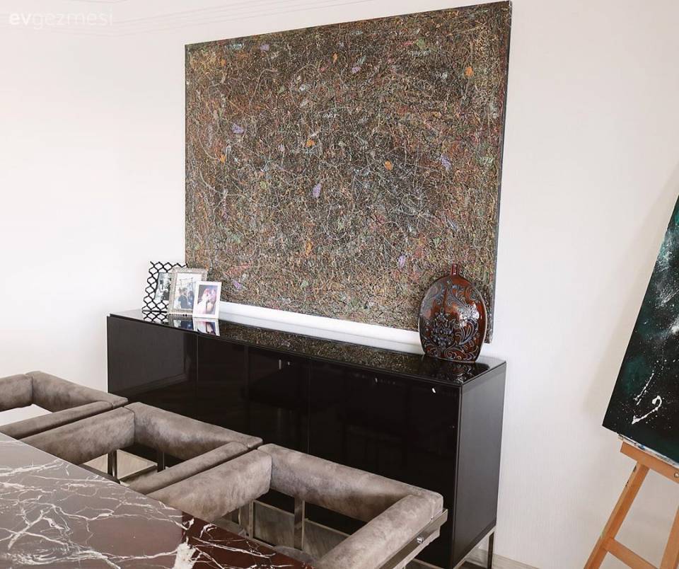 Kaliteli, Özgün, Sofistike: Bu Ev Adeta Bir Sanat Galerisi
