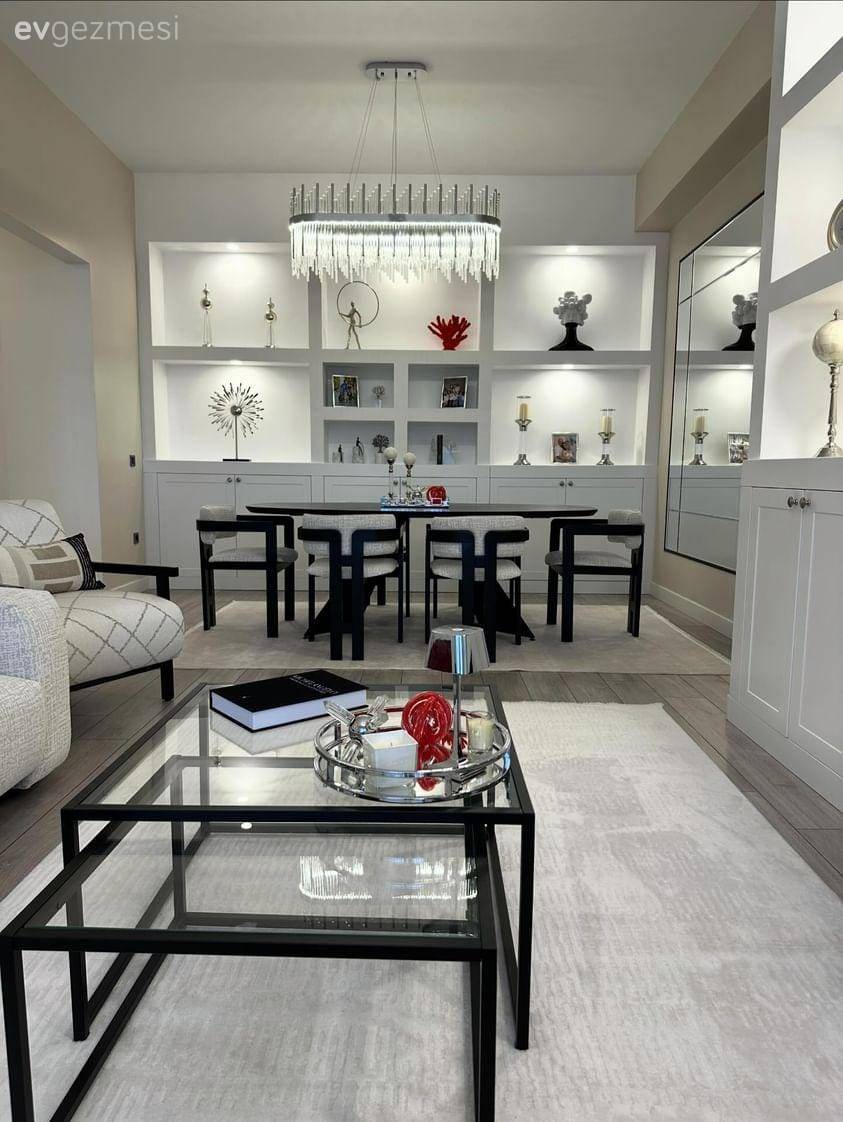 Uzun ve Dar Bir Salon Nasıl Ferahlatılır Sorusuna Yanıt Veren Bir Dekor!