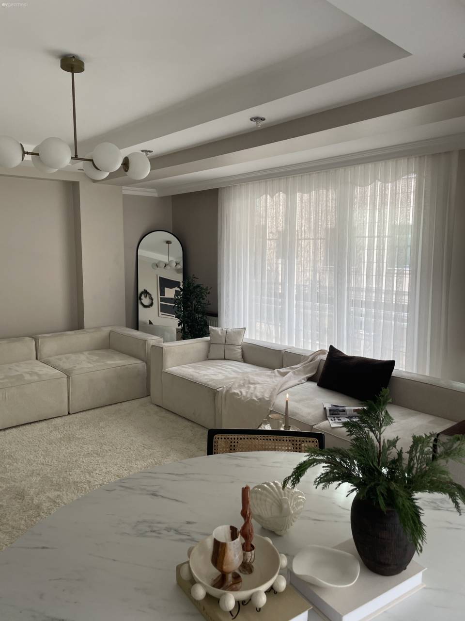 Hem Modern Hem İskandinav: Uyumlu İstanbul Dekoru