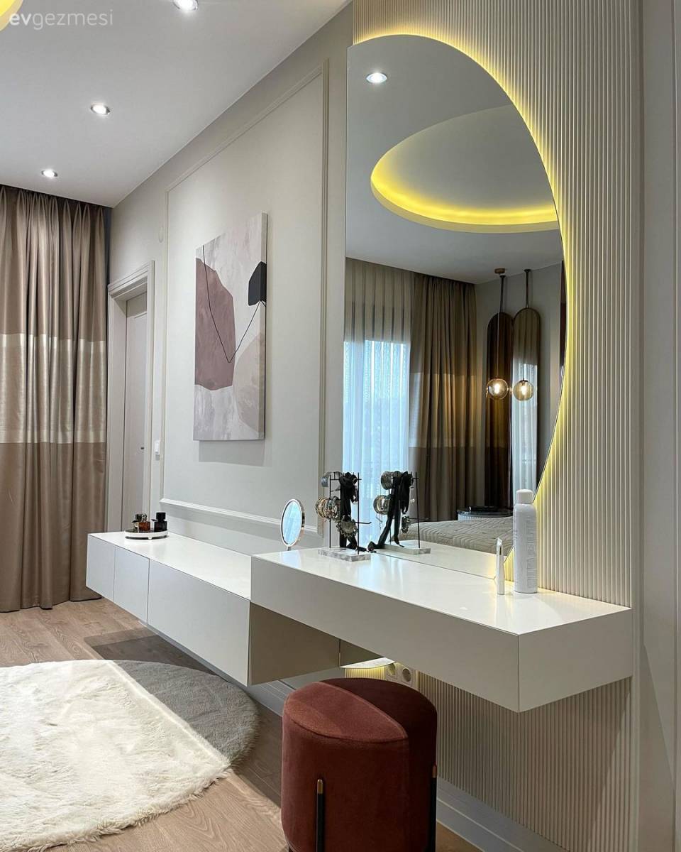 Acıbadem'deki Bu Fonksiyonel Çatı Katı Ayrı Bir Ev Büyüklüğünde